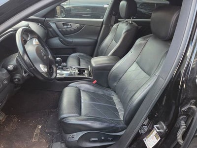 2017 INFINITI QX70 Base