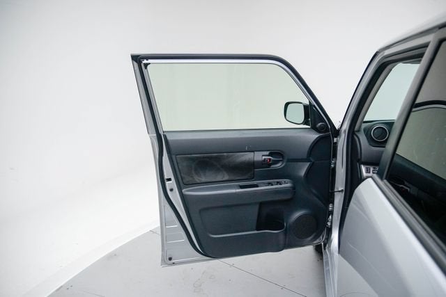 2015 Scion xB Base