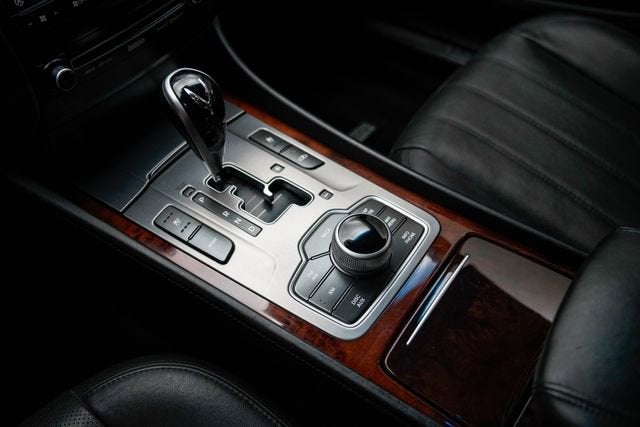 2013 Hyundai Equus Signature
