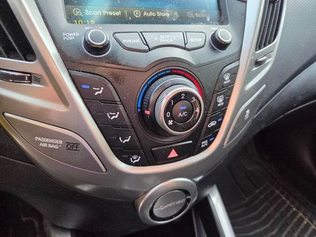 2016 Hyundai Veloster BASE