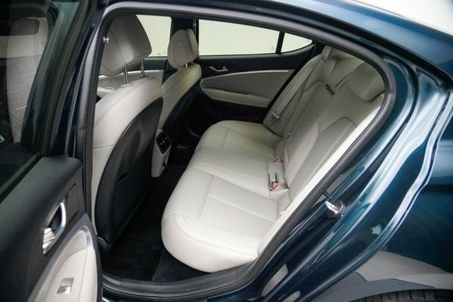 2023 Genesis G70 2.0T AWD