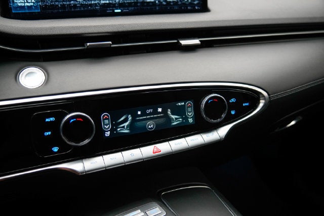 2025 Genesis GV70 2.5T