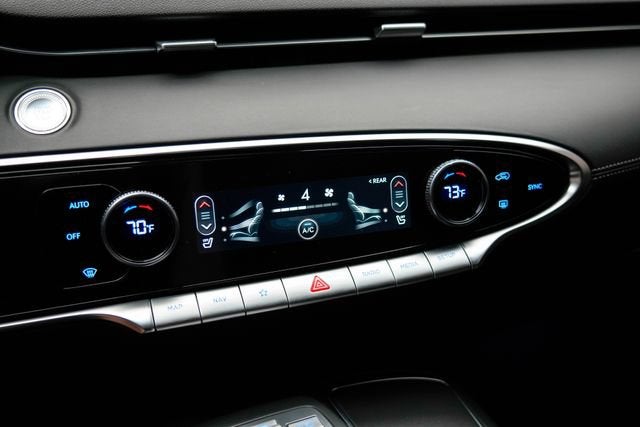 2025 Genesis GV70 2.5T