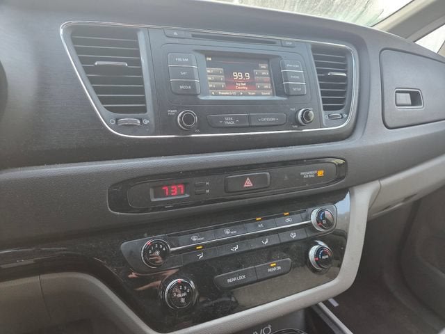 2016 Kia Sedona LX