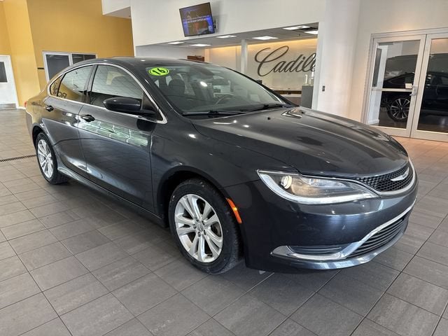 2016 Chrysler 200 Limited