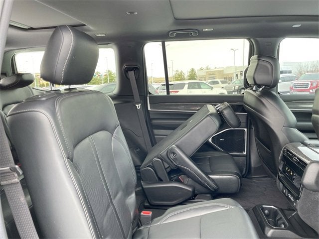 2022 Jeep Wagoneer Series III 4x4