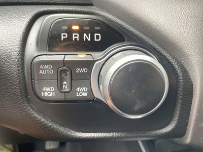 2019 RAM 1500 Big Horn/Lone Star Crew Cab 4x4 5'7" Box