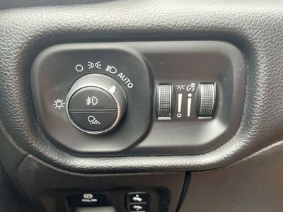 2019 RAM 1500 Big Horn/Lone Star Crew Cab 4x4 5'7" Box