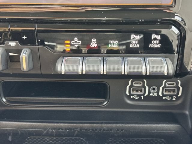 2022 RAM 1500 Limited Crew Cab 4x4 5'7" Box