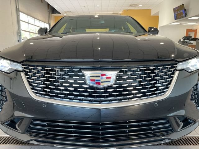 2022 Cadillac CT4 Premium Luxury