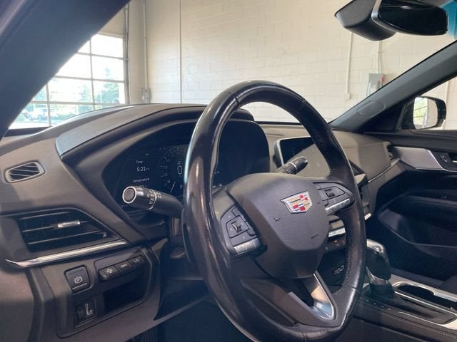 2022 Cadillac CT4 Premium Luxury
