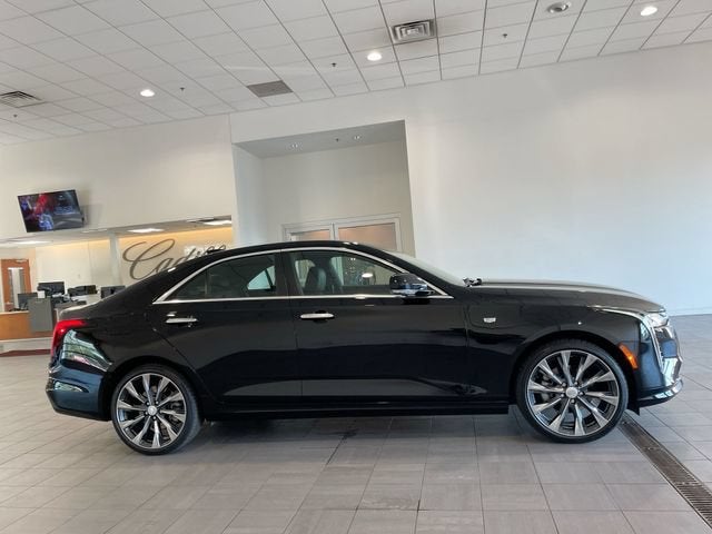 2022 Cadillac CT4 Premium Luxury