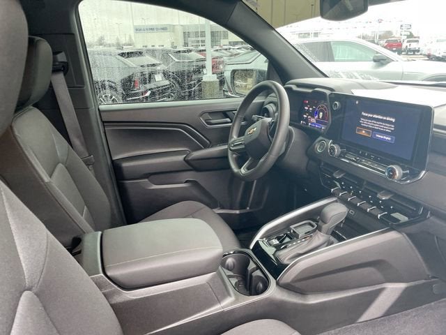 2025 Chevrolet Colorado WT/LT