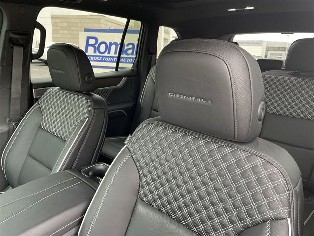 2025 GMC Acadia Denali