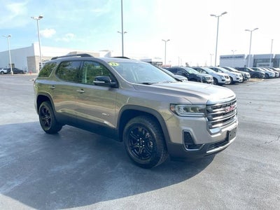 2023 GMC Acadia AT4