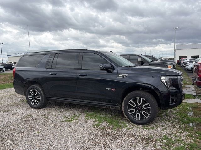 2024 GMC Yukon XL AT4