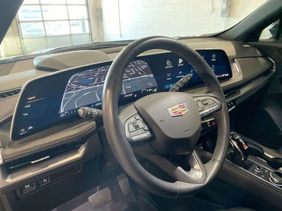 2024 Cadillac XT4 Premium Luxury