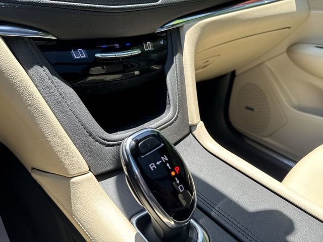 2019 Cadillac XT5 Luxury FWD