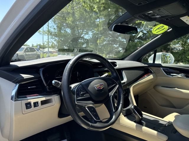2019 Cadillac XT5 Luxury FWD