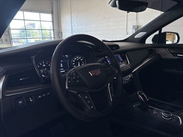 2022 Cadillac XT5 Premium Luxury