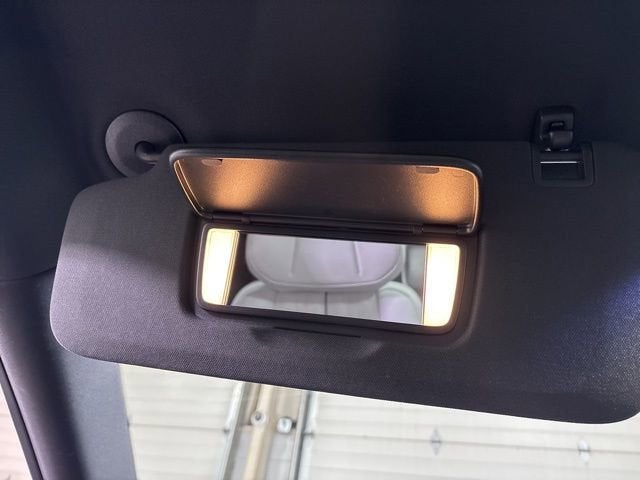 2024 Cadillac LYRIQ Luxury 1