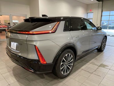 2025 Cadillac LYRIQ Sport 2