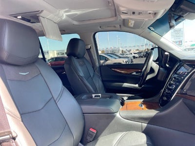 2016 Cadillac Escalade Luxury Collection