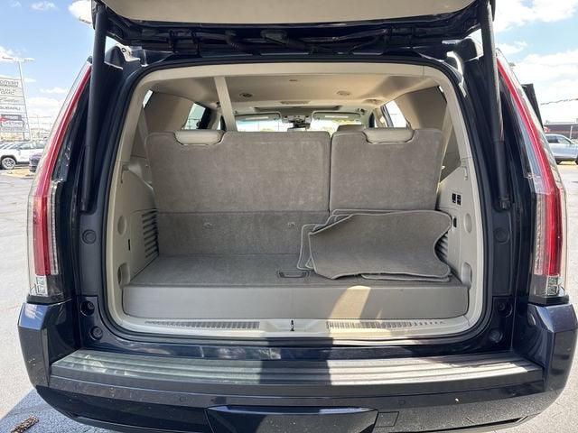 2019 Cadillac Escalade Luxury