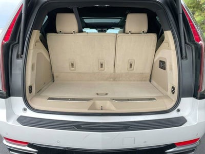 2022 Cadillac Escalade Premium Luxury