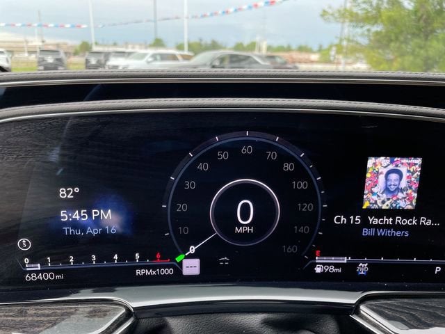 2022 Cadillac Escalade Premium Luxury