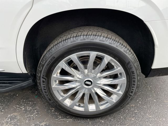 2022 Cadillac Escalade Premium Luxury