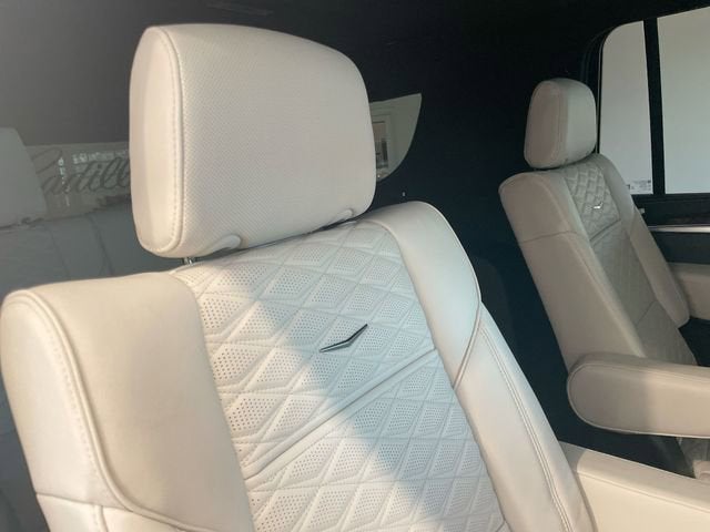 2025 Cadillac Escalade ESV Premium Luxury Platinum