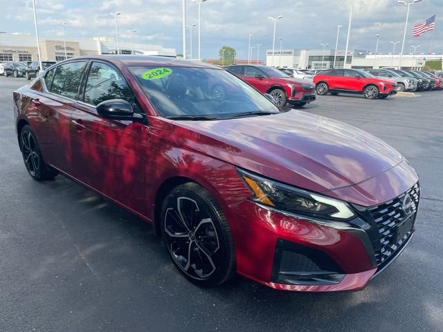 2024 Nissan Altima SR FWD