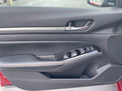 2024 Nissan Altima SR FWD