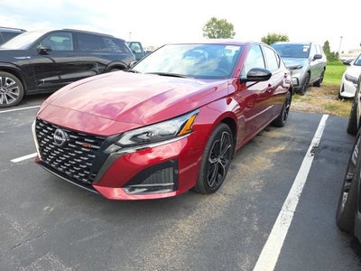 2025 Nissan Altima SR