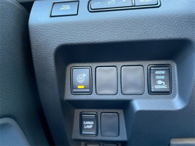 2024 Nissan Frontier SV