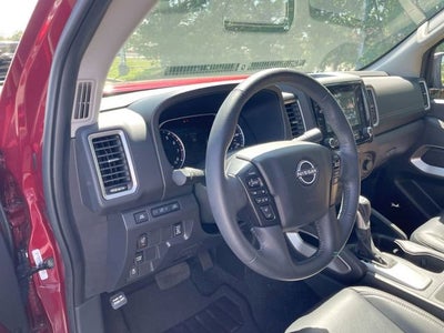 2024 Nissan Frontier Crew Cab SL 4x2