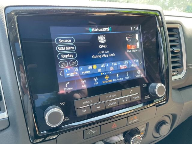 2024 Nissan Frontier Crew Cab SL 4x2