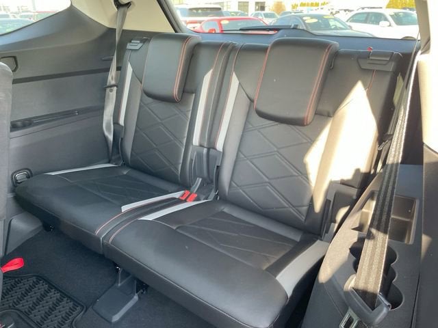 2024 Volkswagen Atlas 2.0T Peak Edition SE w/Technology