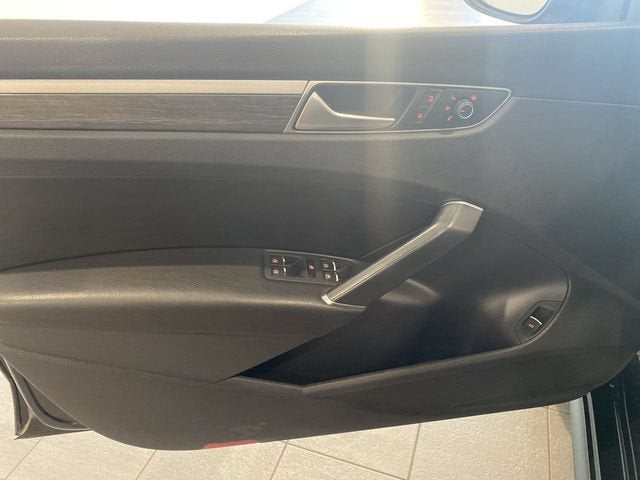 2017 Volkswagen Passat 1.8T SE