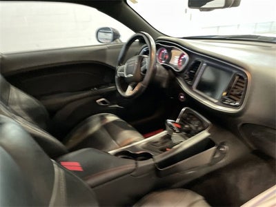 2016 Dodge Challenger SXT Plus