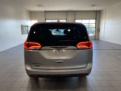 2020 Chrysler Pacifica Touring