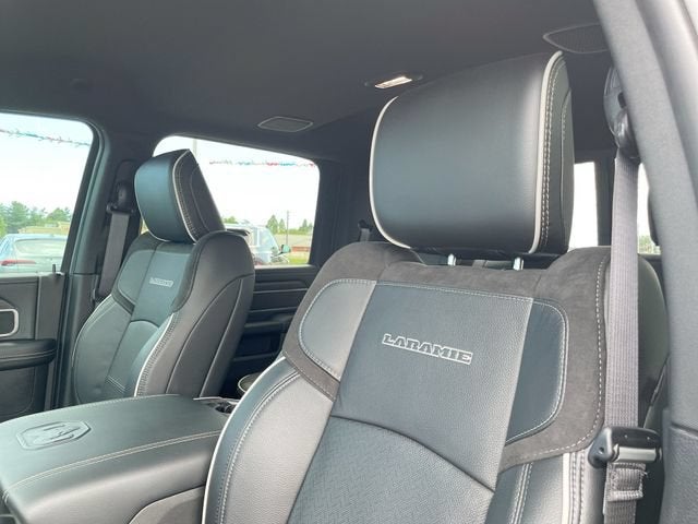 2026 RAM 2500 Laramie Crew Cab 4x4 6'4" Box