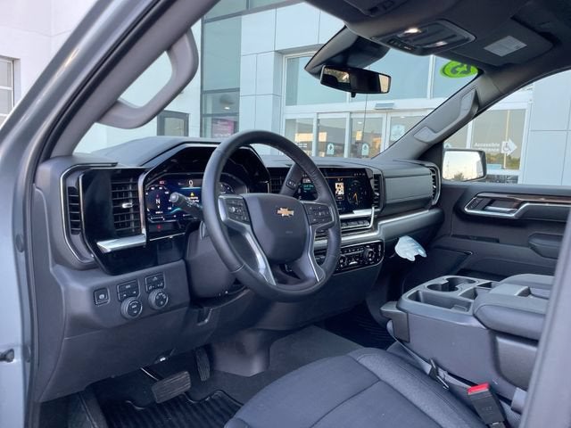 2025 Chevrolet Silverado 1500 LT (2FL)