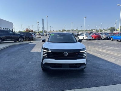 2025 Nissan Kicks SR