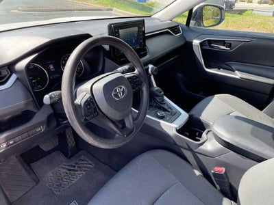 2022 Toyota RAV4 Hybrid XLE