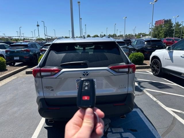 2024 Toyota RAV4 Hybrid XLE