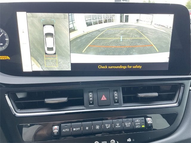 2023 Lexus ES 350 F SPORT Handling