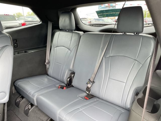 2022 Buick Enclave Essence