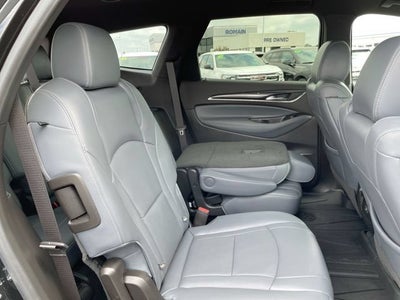2022 Buick Enclave Essence